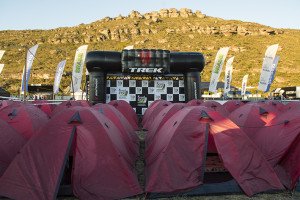 Acampamento em Mucugê (Fabio Piva / Brasil Ride) 